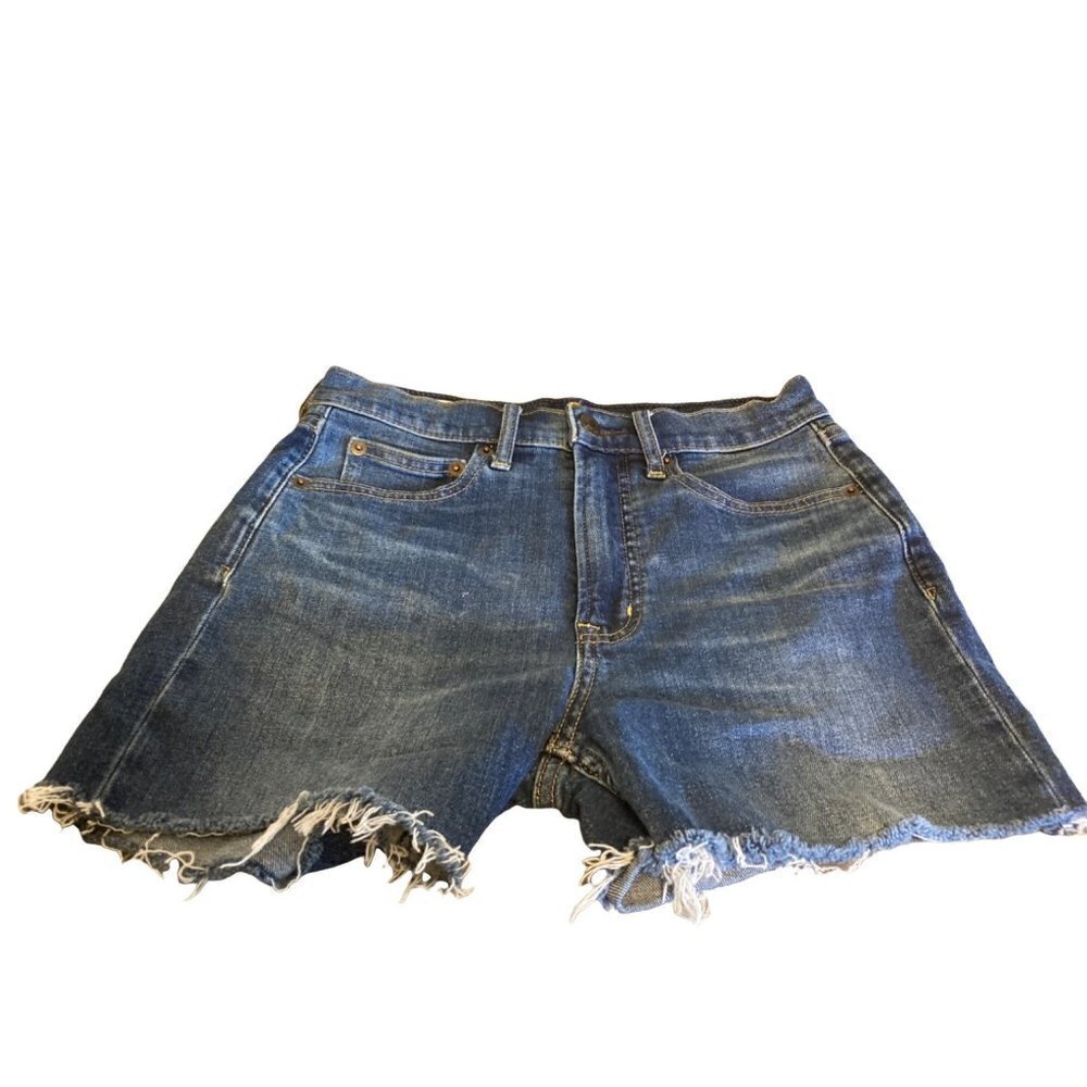 Women’s GAP High Rise Cigarette Jean Short Frayed Size 26/2R VGC